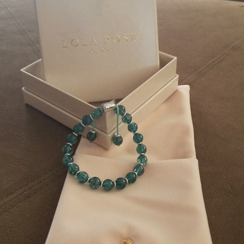 Bracelet